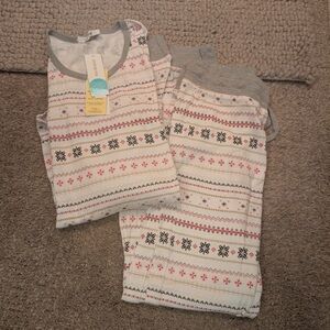 Cozy Gray and White Pajama Set(NWT)
